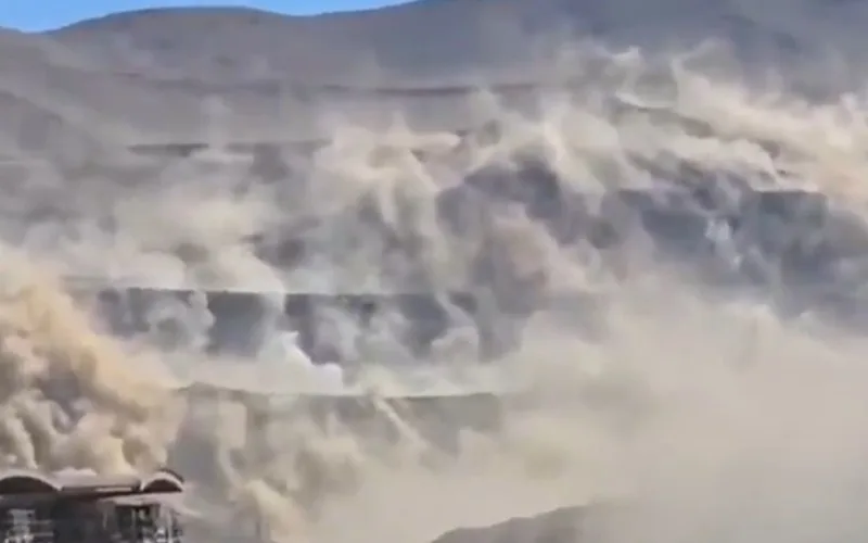 Chile desabamento de mina Misto Brasil