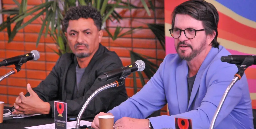 Secretário da Cultura DF Cláudio Abrantes Misto Brasil