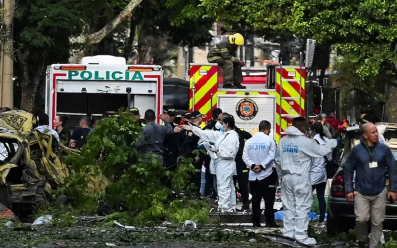 Atentado Colômbia bomba mortes Misto Brasil