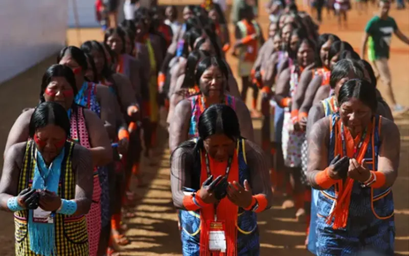 Indígenas mulheres encontro marcha Brasília Misto Brasil