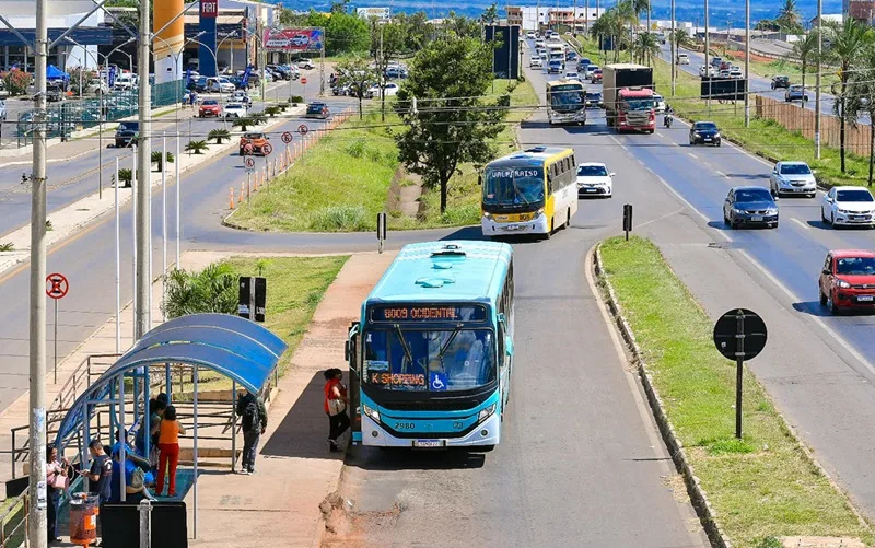 Transporte público Entorno do Distrito Federal Misto Brasil
