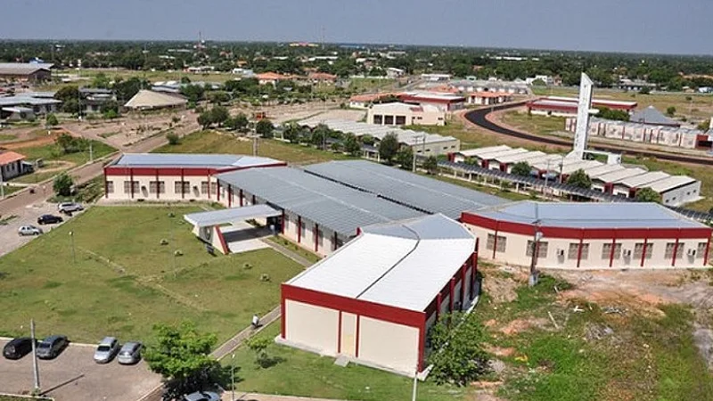 Autorizada a contratação de 6.737 professores e técnicos