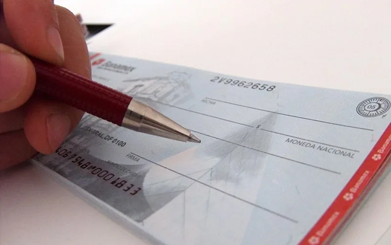 Cheque pagamento preenchimento Misto Brasil