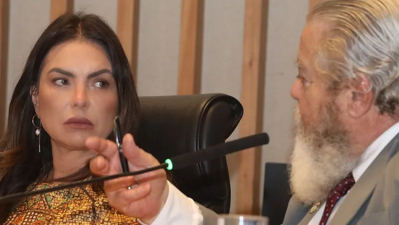 Caesb promete melhorar qualidade da bachia do Melchior