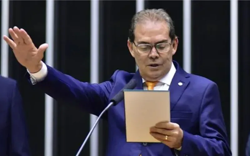 Deputado Paulinho da Força relator anistia Misto Brasil