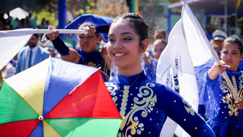 Estudantes da rede pública de educação desfilam pela Esplanada dos Ministérios no Dia da Independência do Brasil/ Felipe de Noronha/SEEDF