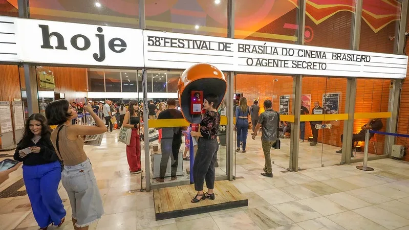 Festival de Cinema começou na sexta e segue até o dia 21