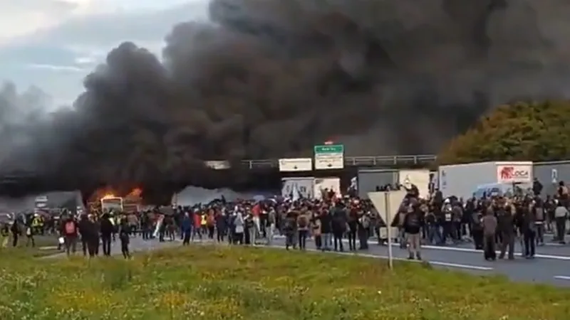 Protestos contra medidas de austeridade na França