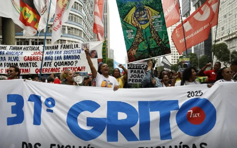 Grito dos excluídos manifestação 7 de Setembro Misto Brasil