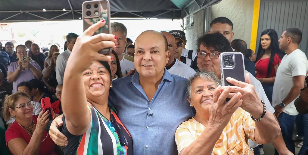 Selfi Ibaneis Rocha Ceilândia Misto Brasil