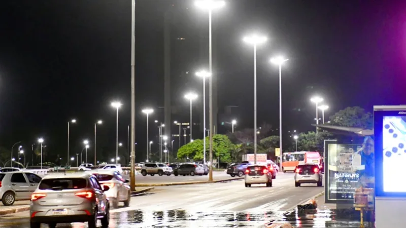 CEB condenada a indenizar criança que sofreu choque