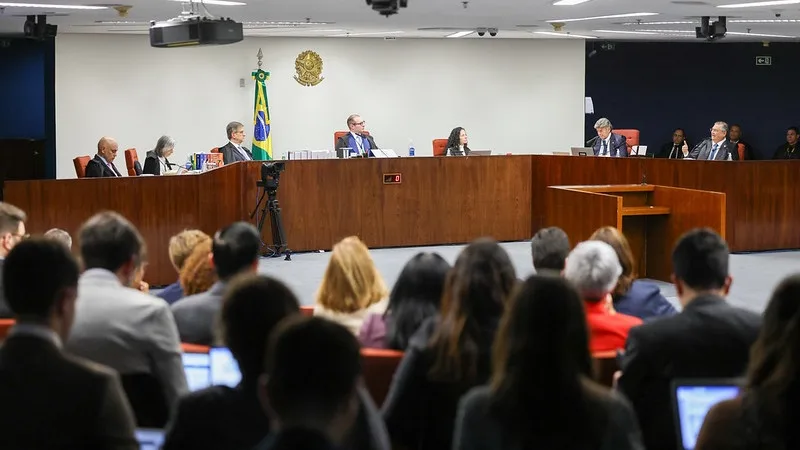 Moraes e as contradições de um julgamento político
