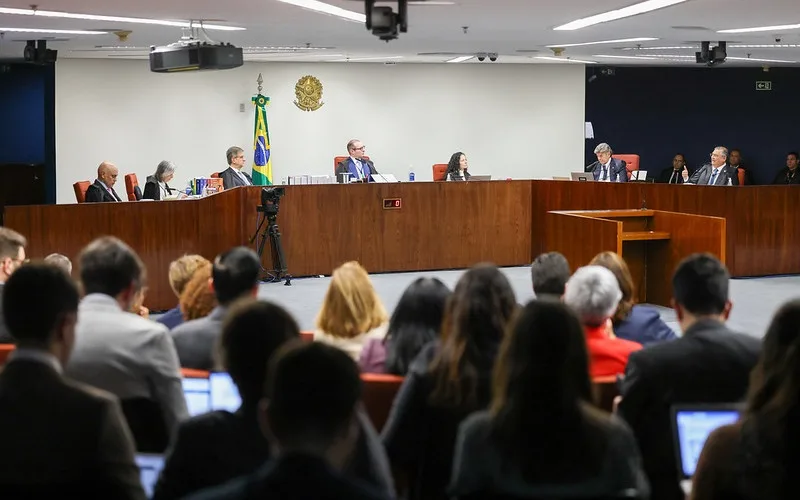 Supremo Tribunal Federal Primeira Turma julgamento Misto Brasil