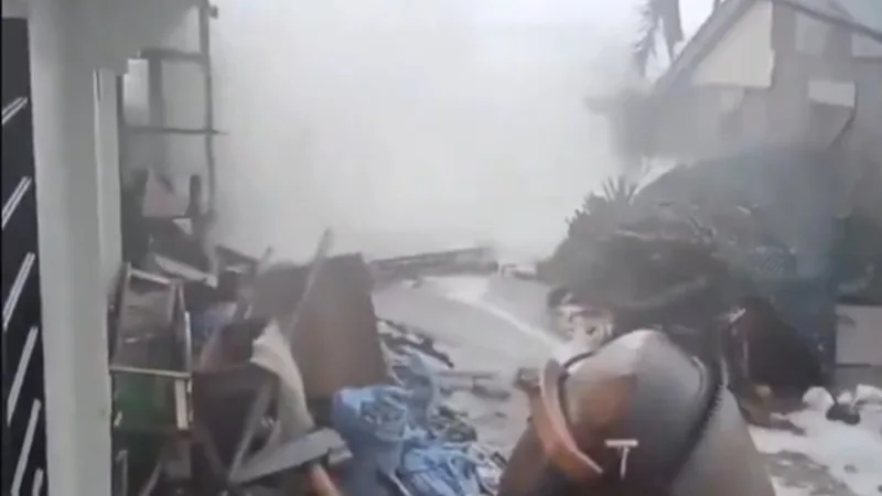 Surpertufão obriga retirada de 400 mil pessoas na China