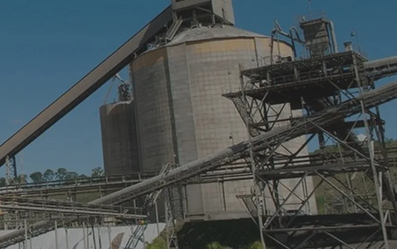 Fábrica de cimento Inter Cement Misto Brasil