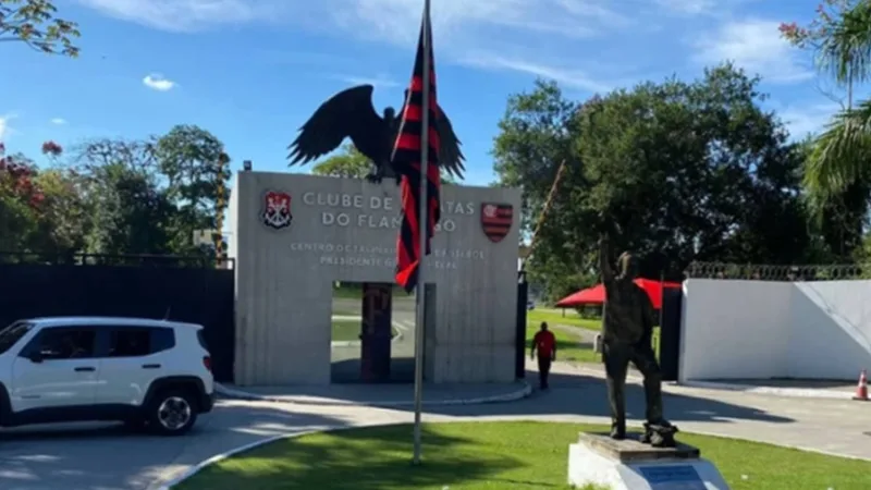 Juiz absolve sete no caso do incêndio no Ninho do Urubu