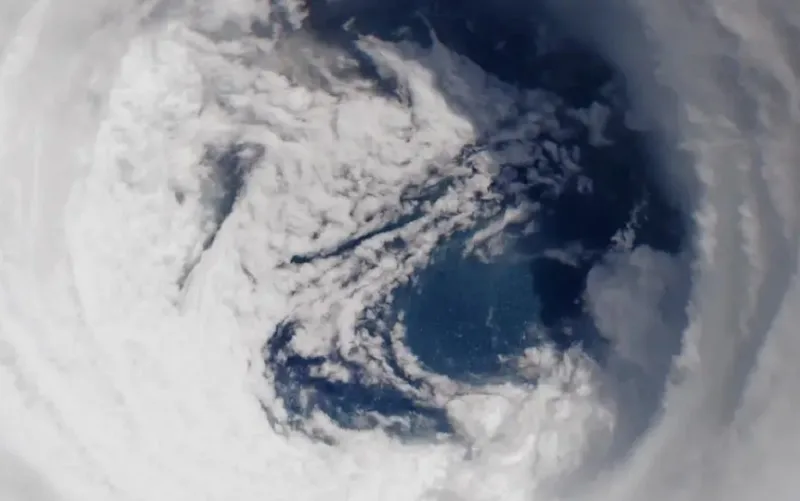 Furacão Melissa olho do furacão Misto Brasil