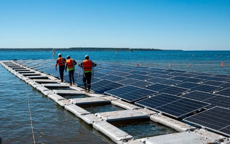 Itaipu usina solar flutuante Misto Brasil