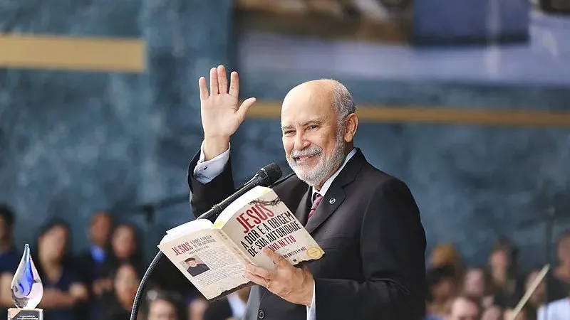 Homenagens a Paiva Neto serão em São Paulo