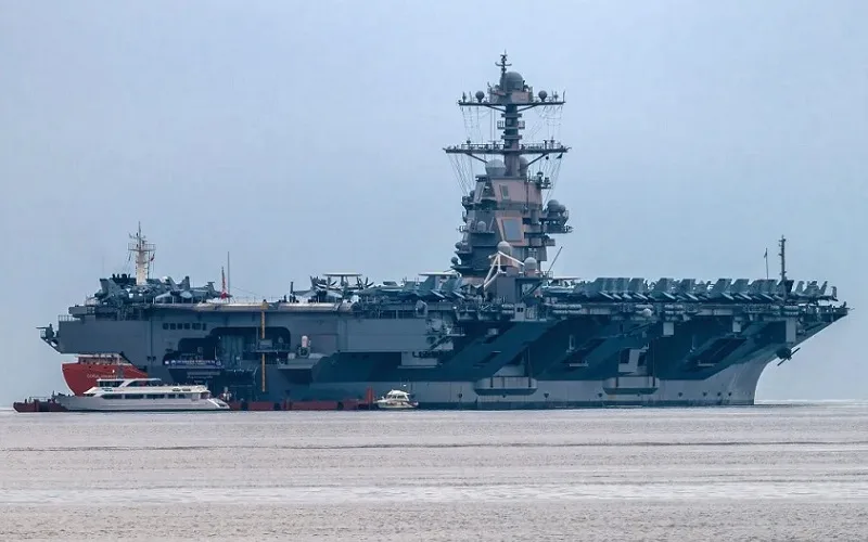 Porta-aviões USS Geral Ford EUA Misto Brasil