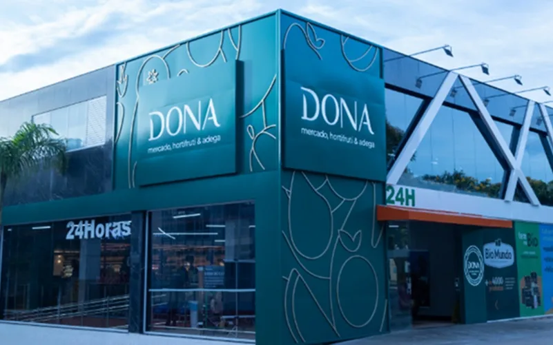 Supermercado Dona fachada Misto Brasil