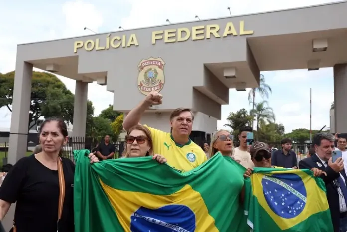 Manifestação bolsonarista PF superintendência Misto Brasil