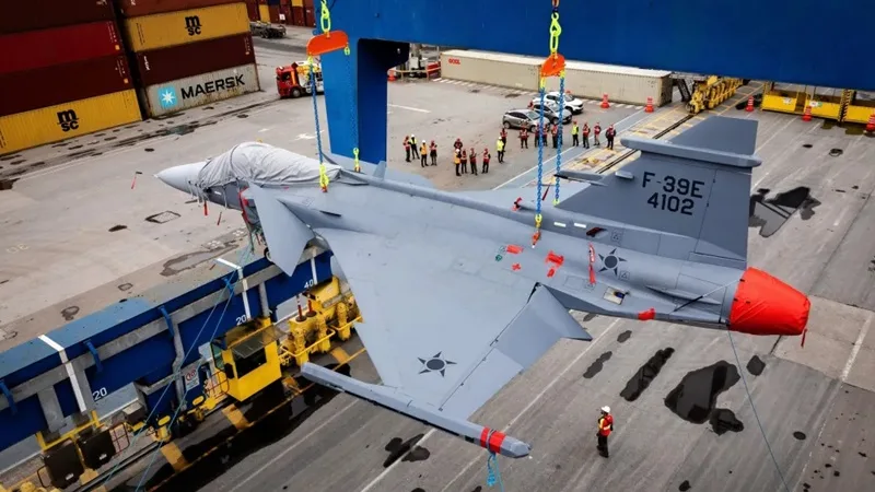 Testes com mísseis de longo alcance com caça Gripen