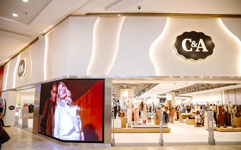 Loja de varejo C&A comércio vendas Misto Brasil