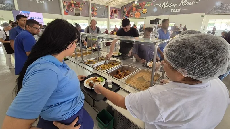 Restaurantes devem ampliar contratos temporários