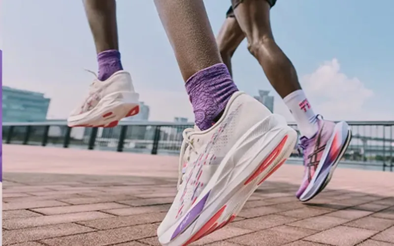 Tênis corrida venda comércio Misto Brasil