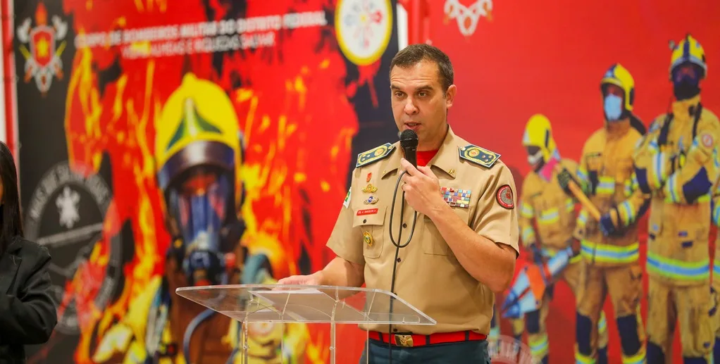Moisés Alves Barcelos, comandante-geral do Corpo de Bombeiros, durante palestra na Jornada Regional de Qualidade de Vida/Paulo H. Carvalho/Agência Brasília