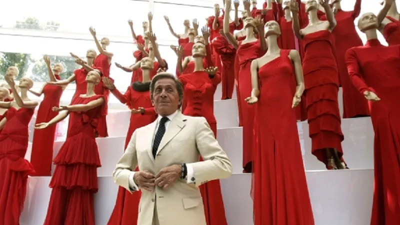 Estilista Valentino morreu hoje em Roma aos 93 anos