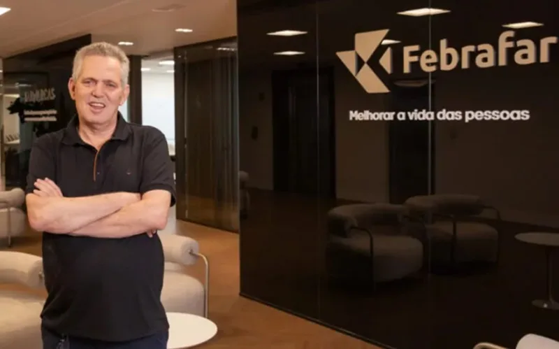 Associação de farmácias fatura R$ 40,9 bilhões em 2025