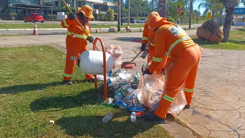 Redução do número de lixo recolhido na virada foi de 34%