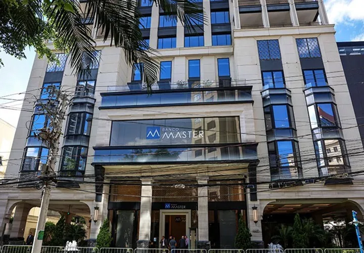 Master e a responsabilidade das corretoras e agências de rating