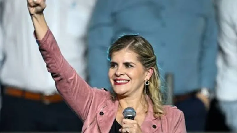 Candidata de direita Laura Fernández venceu na Costa Rica
