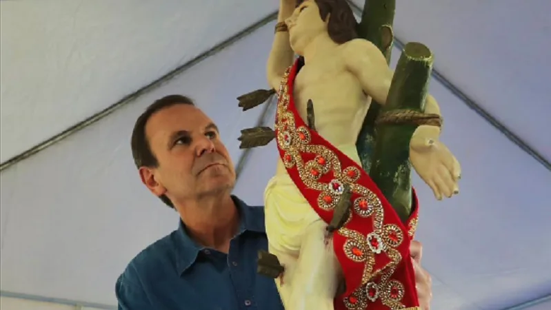 Prefeito Eduardo Paes vai renunciar em março