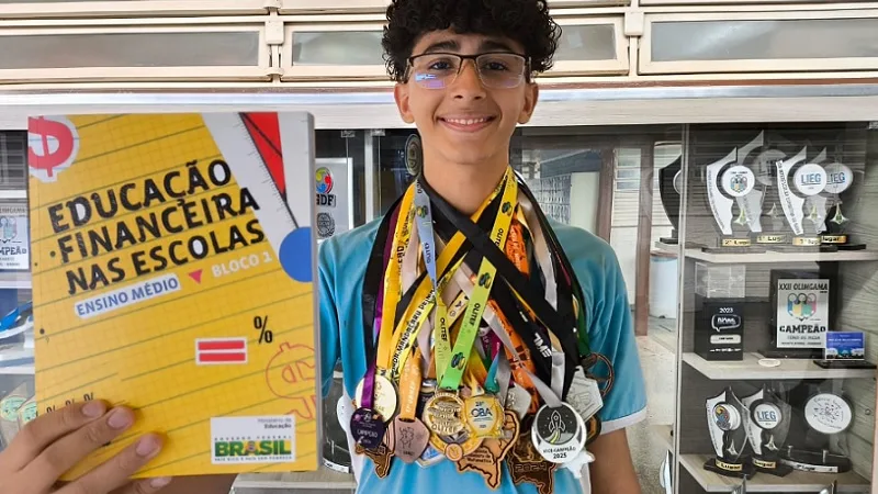 Medalha de ouro para aluno da rede pública