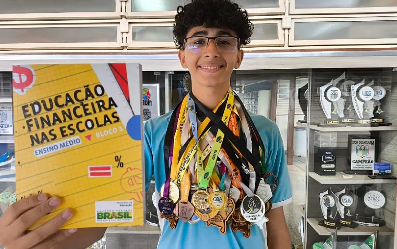 Medalha de ouro para aluno da rede pública