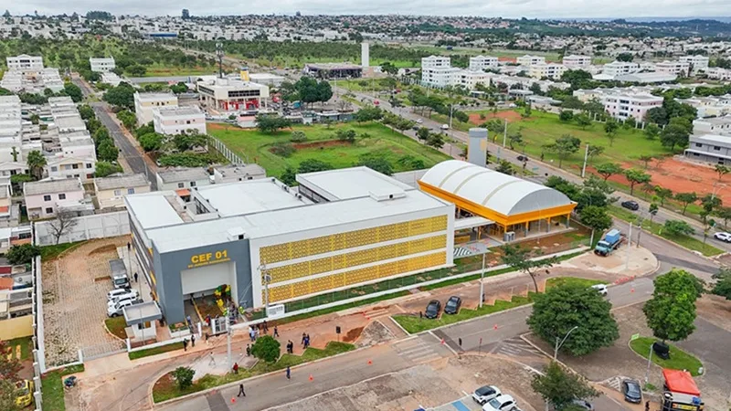 Jardins Mangueiral tem uma escola pública