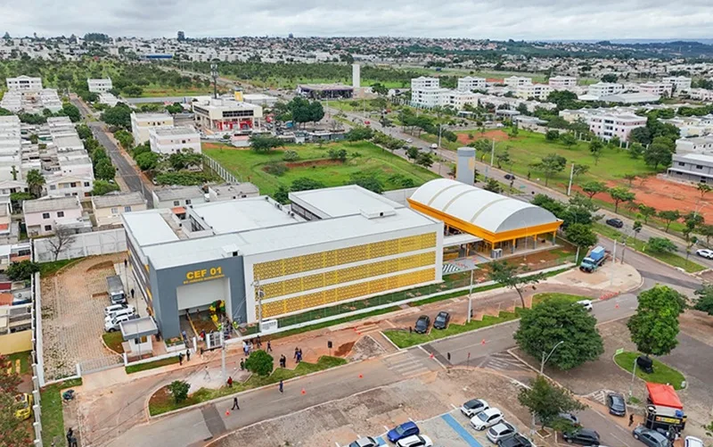 Jardins Mangueiral tem uma escola pública