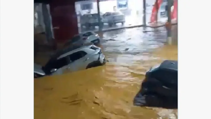 Chuvas causaram a morte de 19 pessoas em SP e 14 em MG