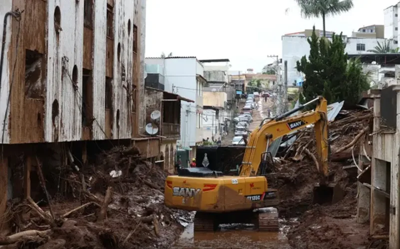 Tragédia provocou a morte de 69 pessoas na Zona da Mata