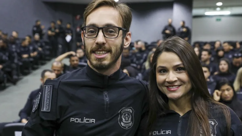 Tiago e Priscila integram o grupo de 17o novos policiais que foram nomeados para a Polícia Civil do Distrito Federal/Paulo H. Carvalho/Agência Brasília