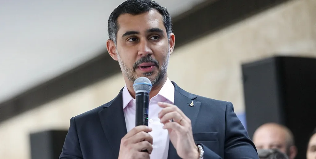 Marcelo Vaz, secretário de Desenvolvimento e Habitação, na sanção do PDOT após aprovação na Câmara Legislativa/Renato Alves/Agência Brasília