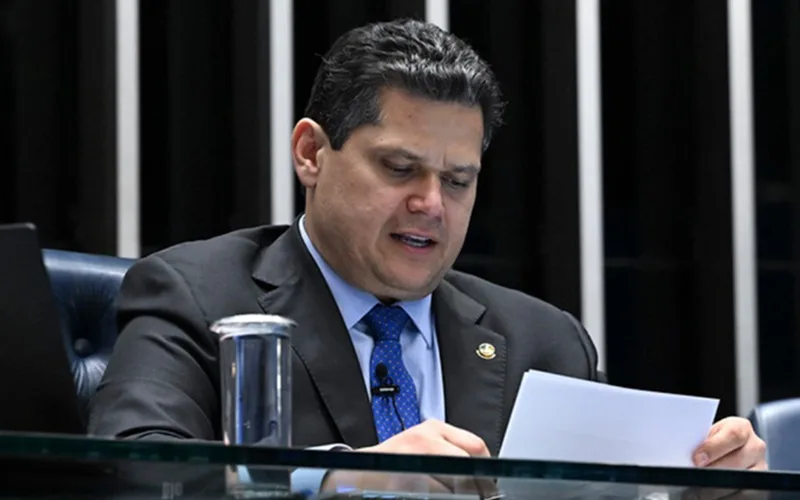 Mentiras que parecem verdades e o boi voando