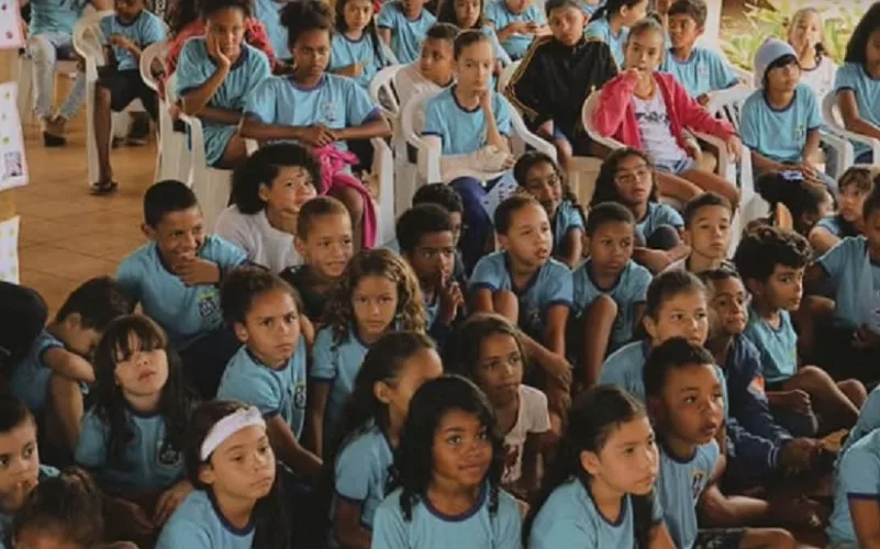 Jogando e aprendendo