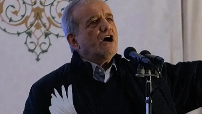 Irã jamais se renderá a Israel ou aos EUA, diz presidente