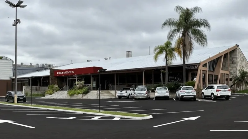 Rede recupera prédio histórico e transforma em showroom