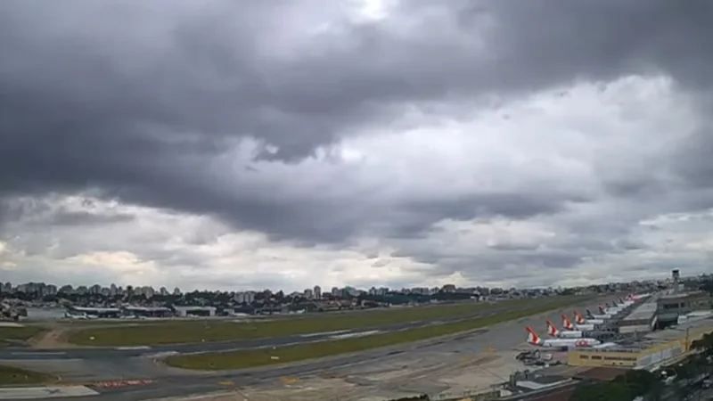Tiroteio entre policiais e bandidos no Aeroporto de Guarulhos